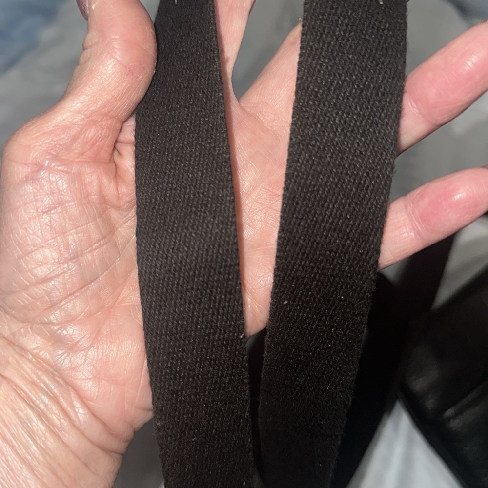 Michael Kors Black Leather Crossbody with Gold Logo - Picture 3 of 7